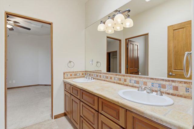 8008 Merissa Lane NE, Albuquerque, NM 87122