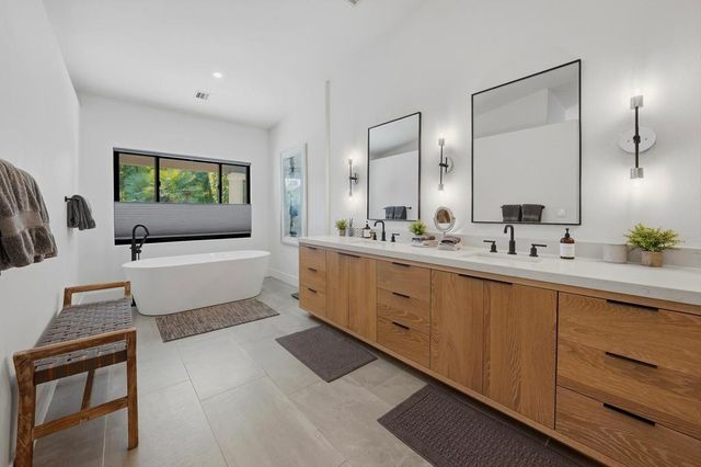 50700 Calle Paloma, La Quinta, CA 92253