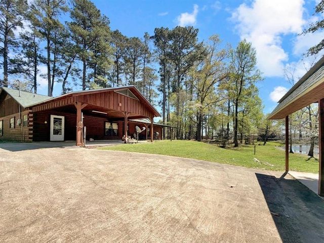 121 Calvin St Street, Anacoco, LA 71403