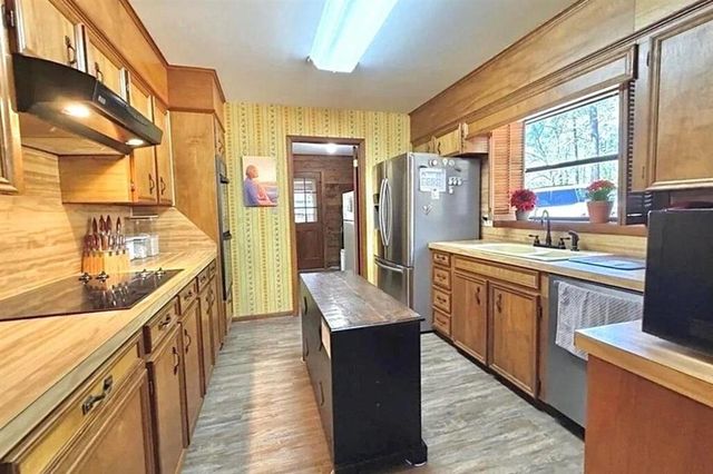 121 Calvin St Street, Anacoco, LA 71403