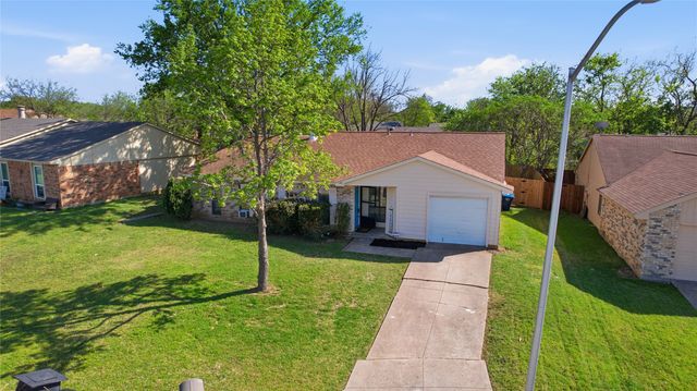 6958 Newberry Court W, Fort Worth, TX 76120