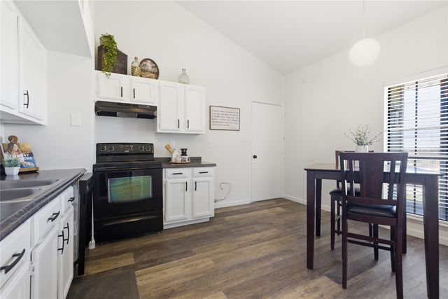 6958 Newberry Court W, Fort Worth, TX 76120