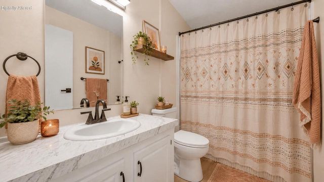 5019 Flagstone ROAD, Sheboygan, WI 53083