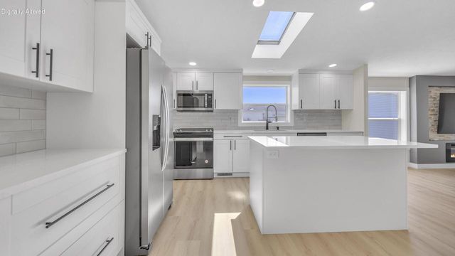 5019 Flagstone ROAD, Sheboygan, WI 53083