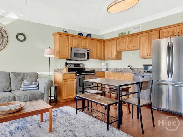 18 Silver Avenue 10, Tybee Island, GA 31328