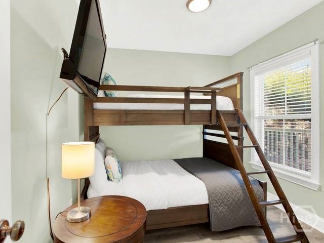 18 Silver Avenue 10, Tybee Island, GA 31328