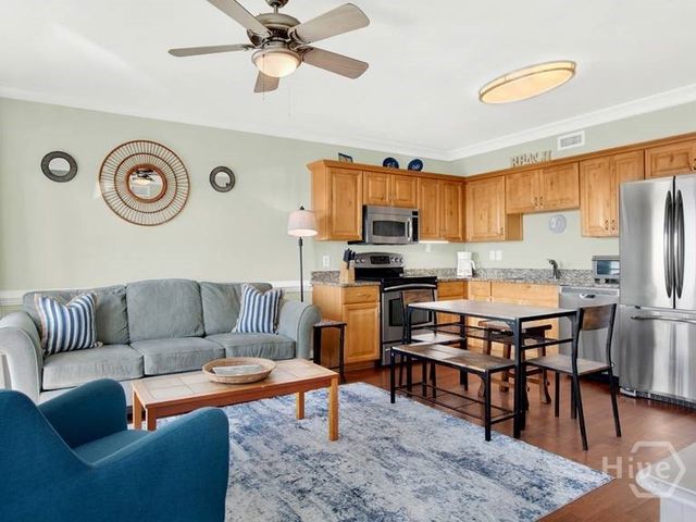 18 Silver Avenue 10, Tybee Island, GA 31328