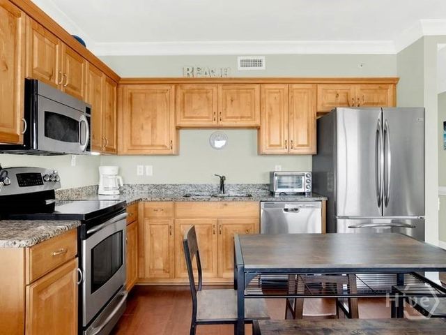 18 Silver Avenue 10, Tybee Island, GA 31328