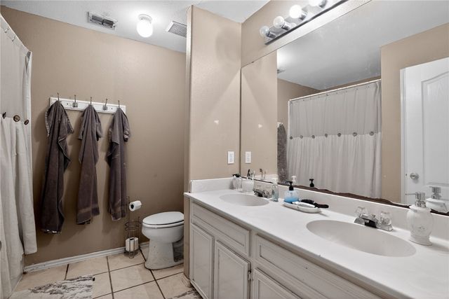 6817 Blue Skyway Dr, Corpus Christi, TX 78414