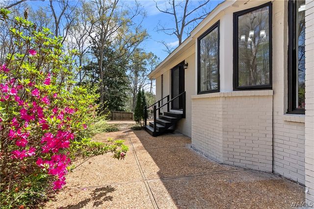 4735 Appletree, Tuscaloosa, AL 35405