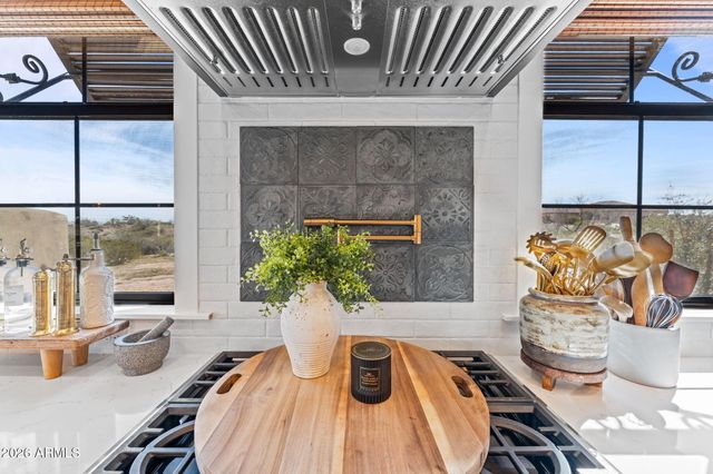 3620 OLD STAGECOACH Road, Wickenburg, AZ 85390