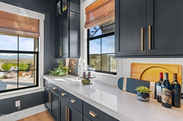 3620 OLD STAGECOACH Road, Wickenburg, AZ 85390