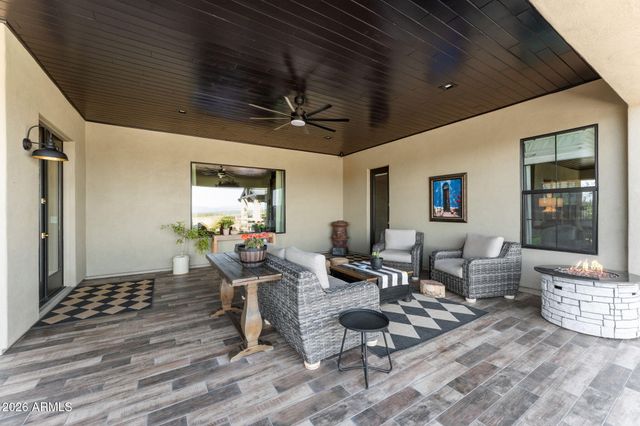 3620 OLD STAGECOACH Road, Wickenburg, AZ 85390