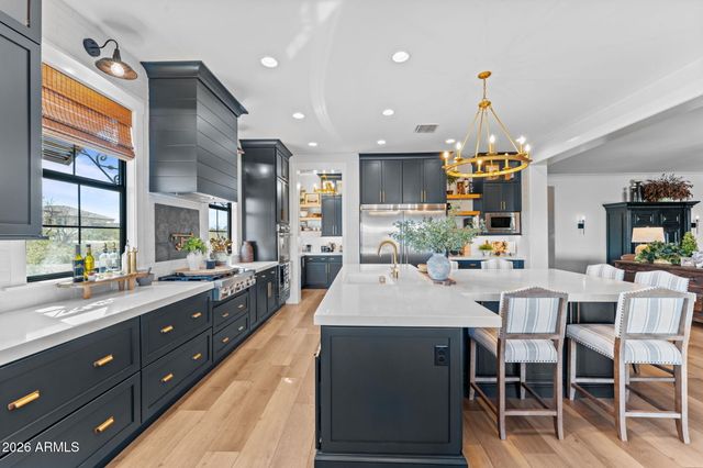 3620 OLD STAGECOACH Road, Wickenburg, AZ 85390