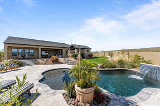 3620 OLD STAGECOACH Road, Wickenburg, AZ 85390