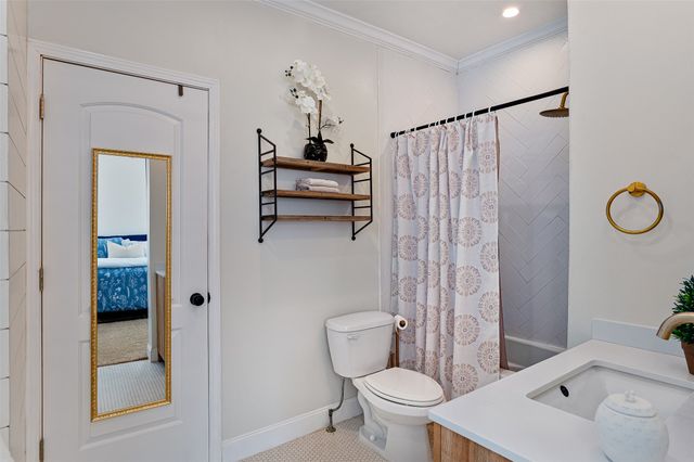 585 Unadilla Street, Shreveport, LA 71106