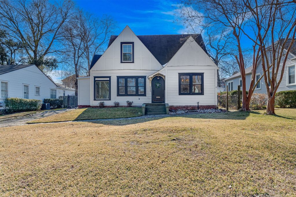 585 Unadilla Street, Shreveport, LA 71106