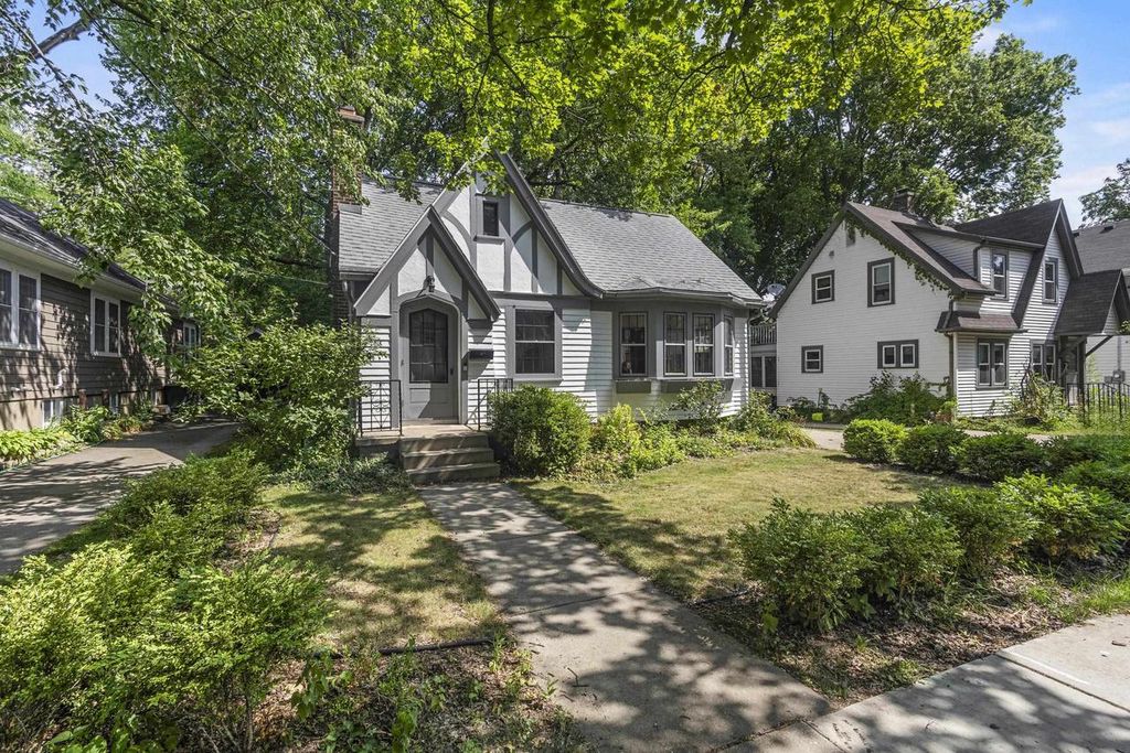 2618 Stevens Street, Madison, WI 53705
