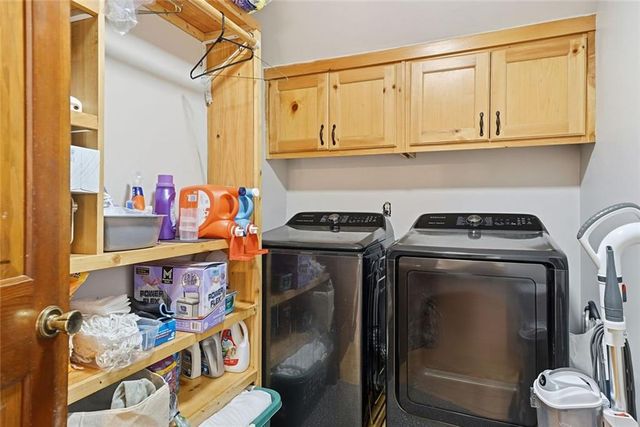 1761 Pharrs Road, Snellville, GA 30078