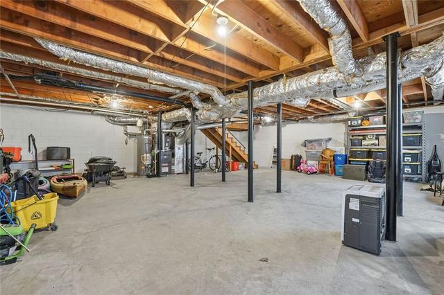 1761 Pharrs Road, Snellville, GA 30078