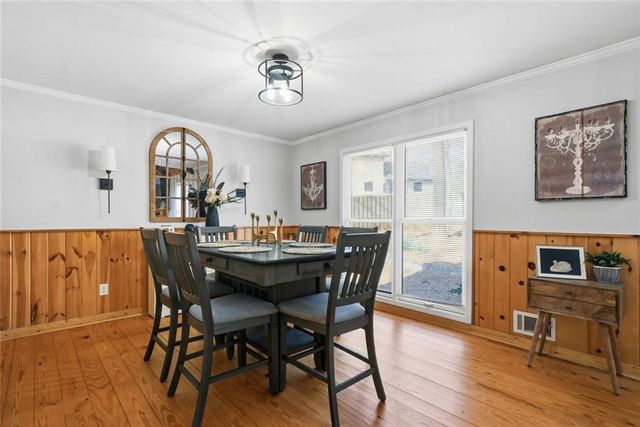 1761 Pharrs Road, Snellville, GA 30078