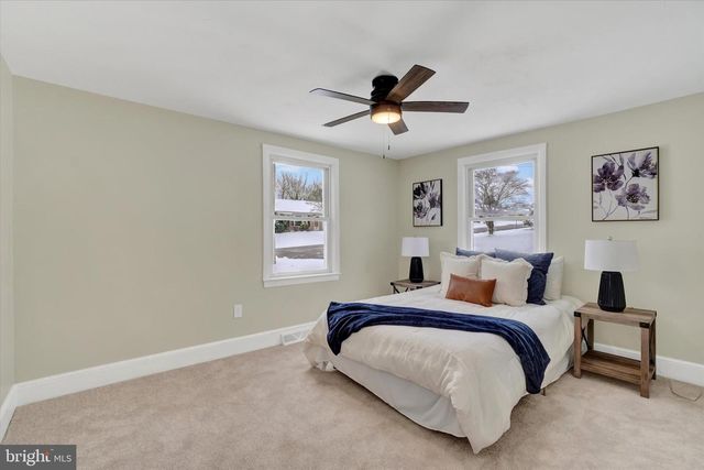 2981 SUNSET DR, Dallastown, PA 17313