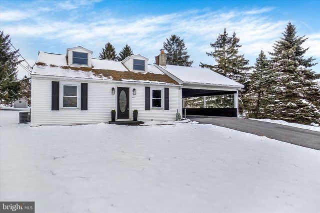 2981 SUNSET DR, Dallastown, PA 17313