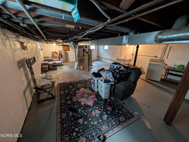 1833 Wychwood Street, Toledo, OH 43613