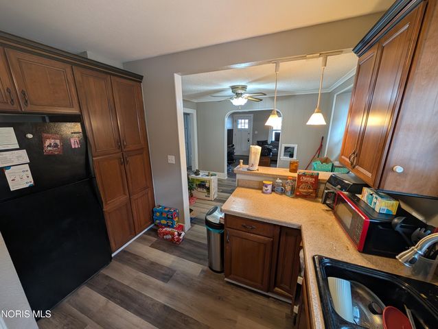 1833 Wychwood Street, Toledo, OH 43613