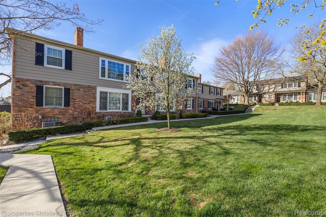 551 N Old Woodward Avenue, Birmingham, MI 48009