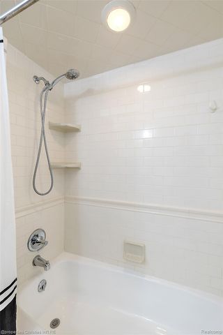 551 N Old Woodward Avenue, Birmingham, MI 48009