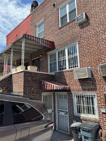 80-76 164th Street, Jamaica, NY 11432