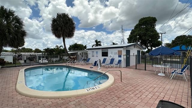 2780 NW 29TH Court, Oakland Park, FL 33311