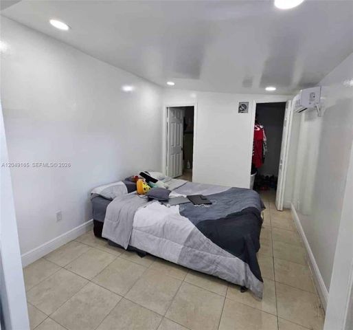 2780 NW 29TH Court, Oakland Park, FL 33311