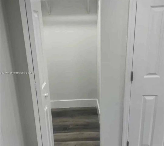 2780 NW 29TH Court, Oakland Park, FL 33311