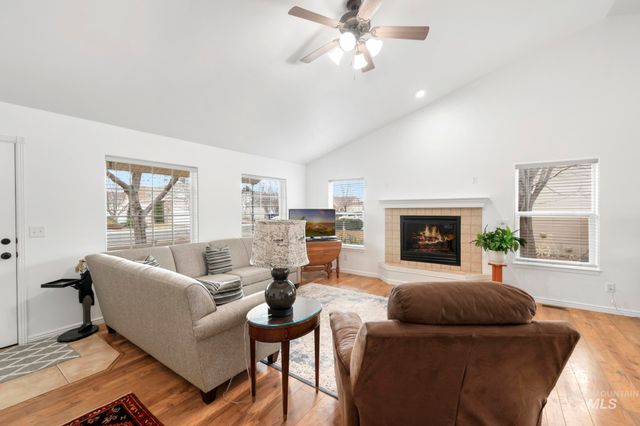 420 Shadetree Trail, Twin Falls, ID 83301