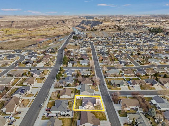 420 Shadetree Trail, Twin Falls, ID 83301