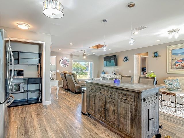 2964 LITTLE COURT, Deltona, FL 32738