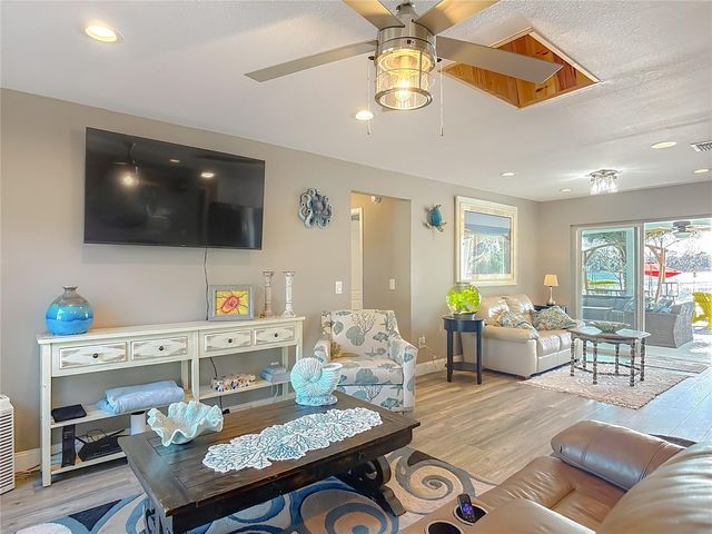 2964 LITTLE COURT, Deltona, FL 32738