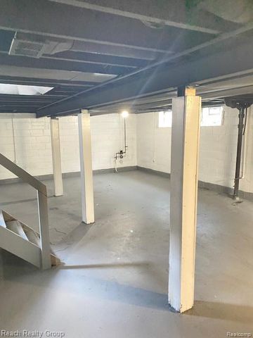 17706 STAHELIN Avenue, Detroit, MI 48219