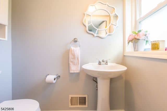 6 Sheridan Ave, West Orange Twp., NJ 07052