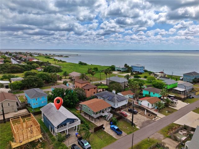 134 Courtland Dr, Corpus Christi, TX 78418