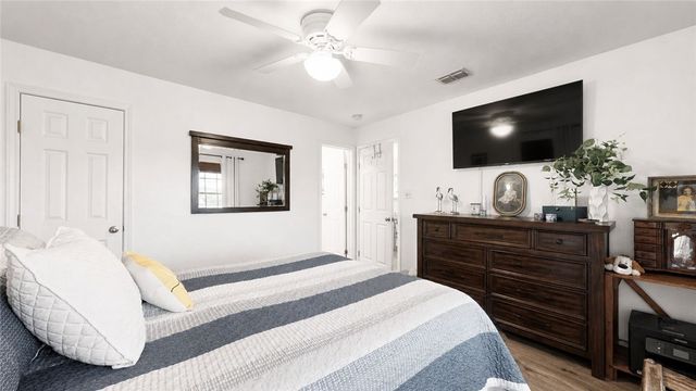 134 Courtland Dr, Corpus Christi, TX 78418