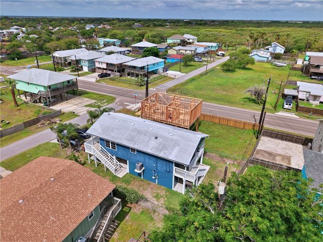 134 Courtland Dr, Corpus Christi, TX 78418