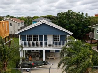 134 Courtland Dr, Corpus Christi, TX 78418