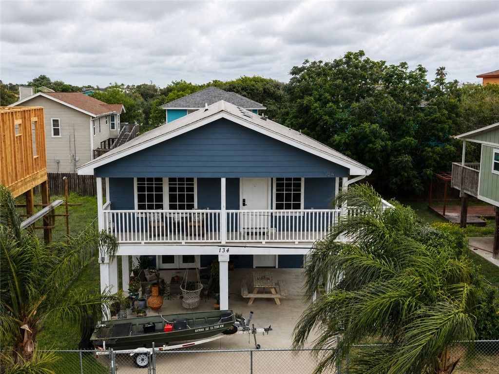 134 Courtland Dr, Corpus Christi, TX 78418