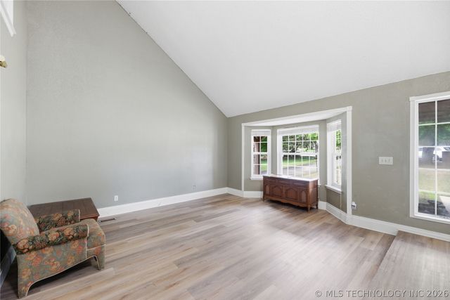 809 E Union Street, Broken Arrow, OK 74011