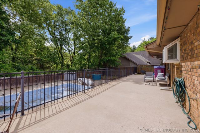 809 E Union Street, Broken Arrow, OK 74011