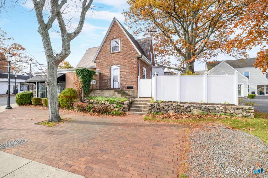 58 Post Road, Fairfield, CT 06824