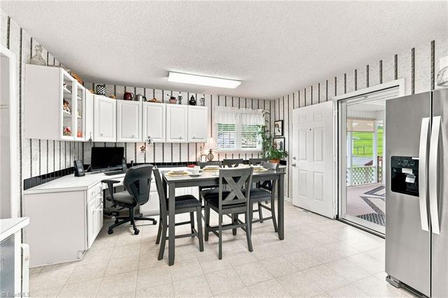 1824 Binkley Road, East Bend, NC 27018